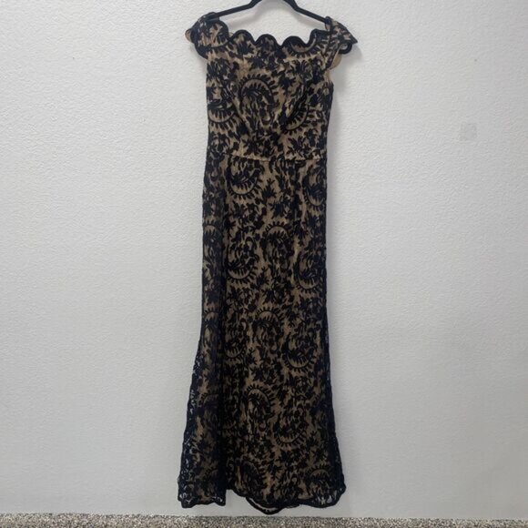 Tadashi shoji black lace gown size 6 - Picture 1 of 9